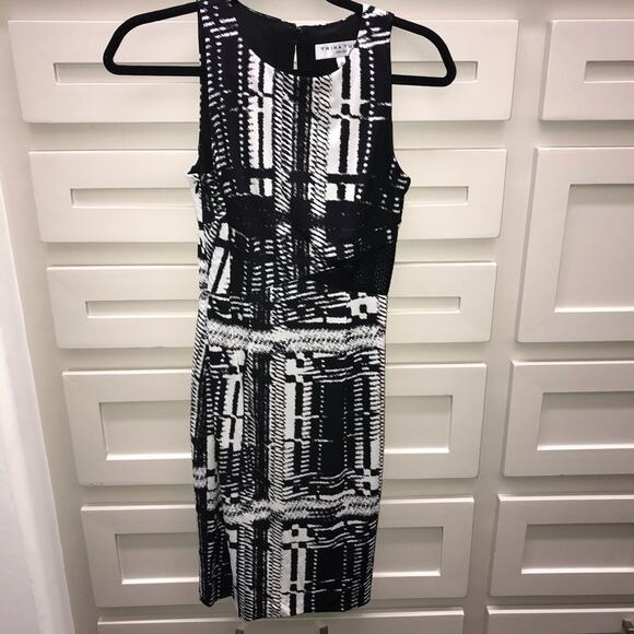 Trina Turk Kathleen Jersey Sheath Dress Size 0 - Picture 3 of 7